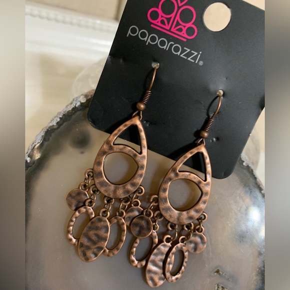 Plains Jane Copper Hook Earrings - Picture 1 of 1